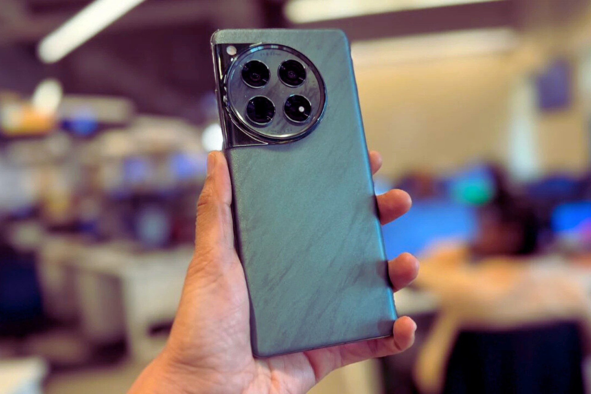 OnePlus 12: The Ultimate Flagship Killer