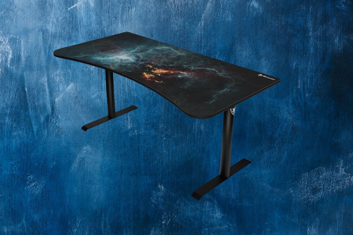 Arozzi Arena Gaming Desk: The Ultimate Battlestation for Serious Gamers