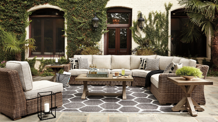 Houzz 5-Piece Outdoor Sofa Sets