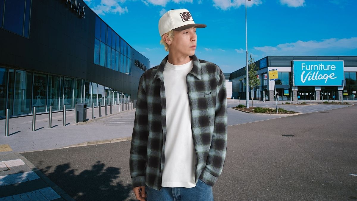 From Street to Studio: The Vans Crestmont Plaid Shacket Redefines Casual Layers