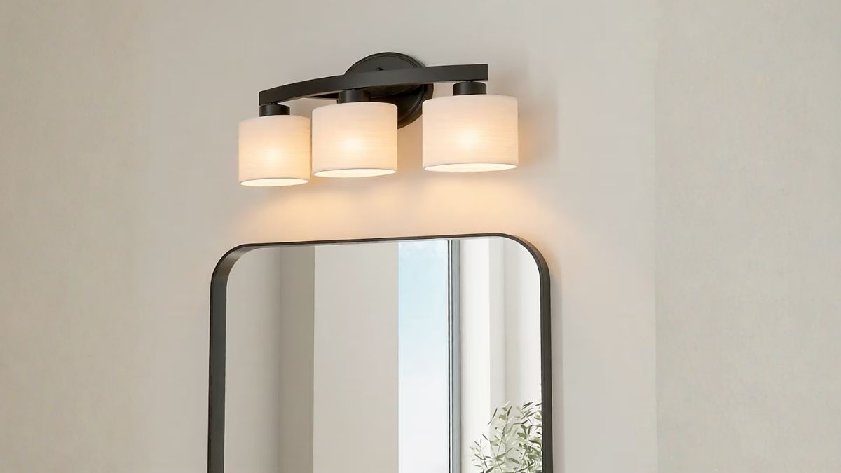 Allen + Roth Merington 21.5-in 3-Light Matte Black Transitional Vanity Light: A Complete Look