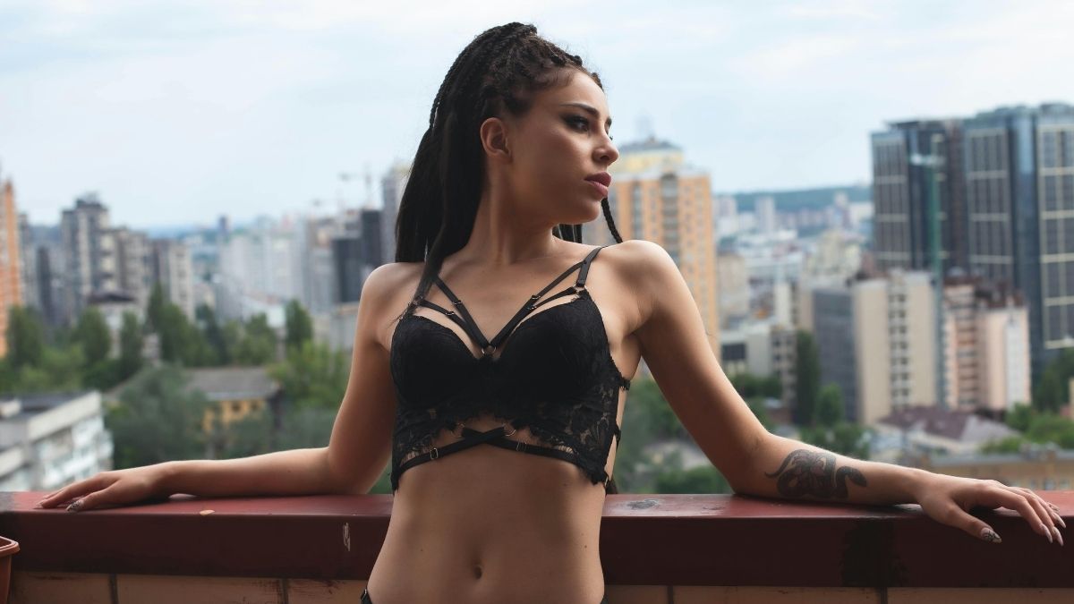 How Shapewear Can Boost Confidence