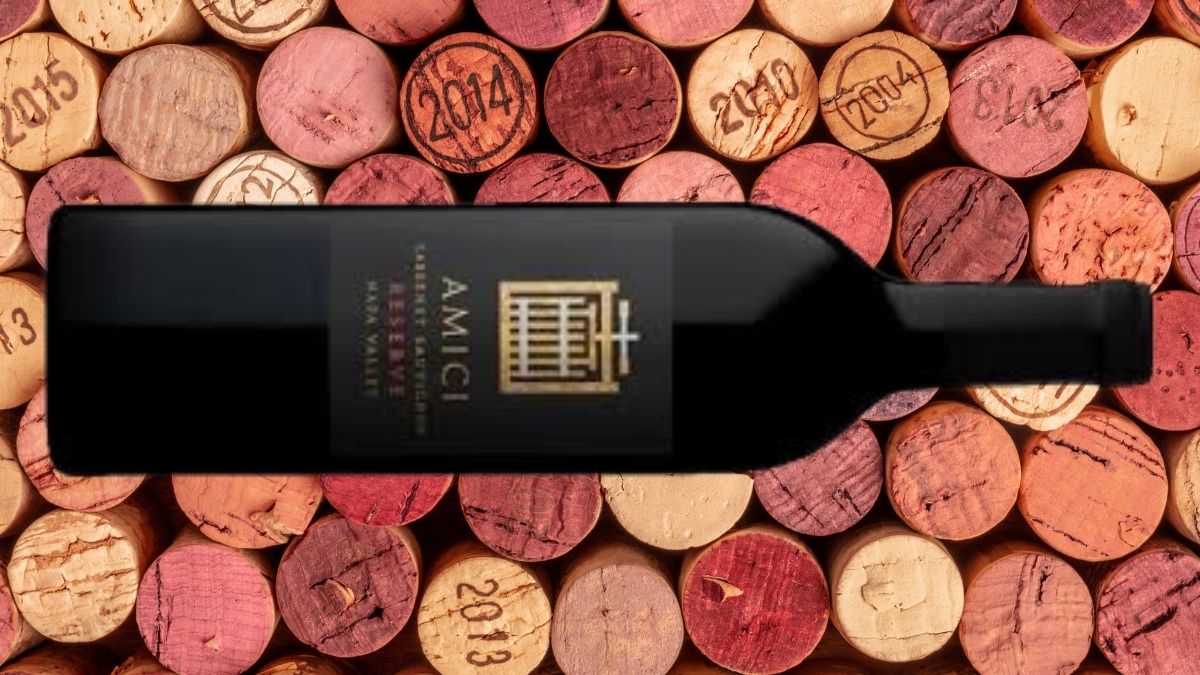 Amici Cabernet Sauvignon Napa Reserve 2022: A Luxurious Napa Valley Experience