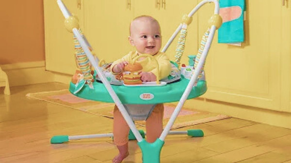 Bright Starts Cooking Up Fun Activity Jumper: A Compact Way to Boost Baby Development
