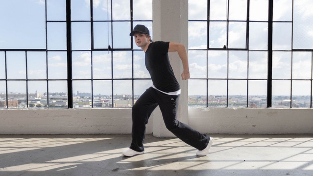 Dance in Sync Alo Yoga: Why This 19-Minute Routine Delivers Big Energy in Little Time