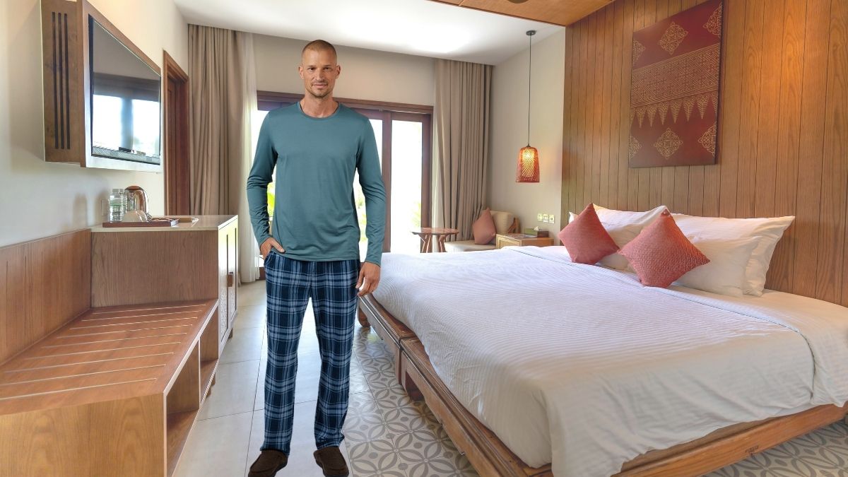 32 Degrees Men’s Fleece Sleep Pant: Soft, Lightweight, and Made for Everyday Comfort