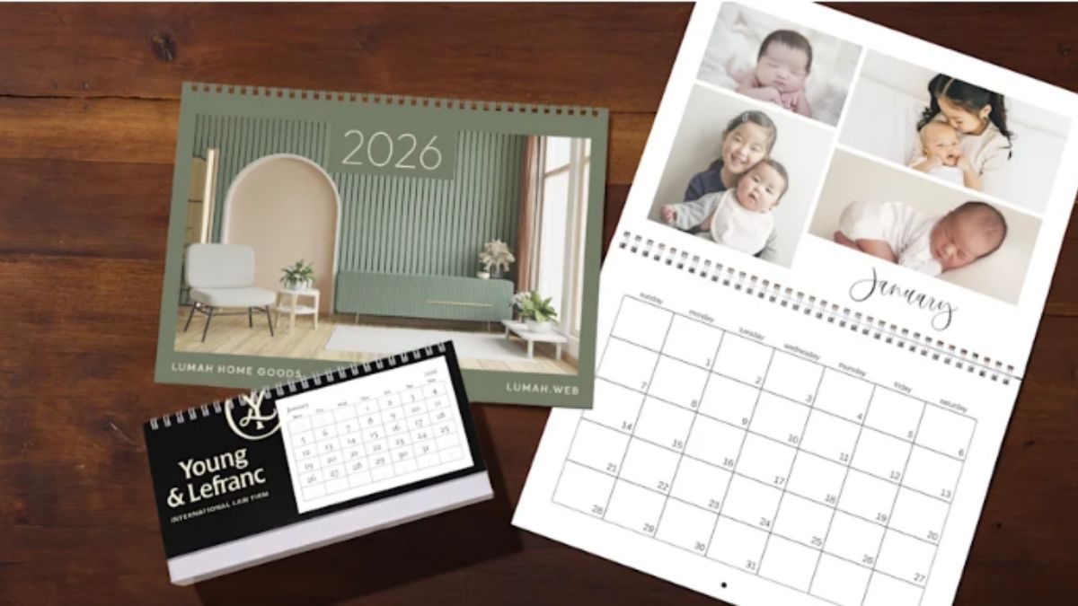 Personalized Holiday Calendar: Create 365 Days of Joy & Memories for 2026