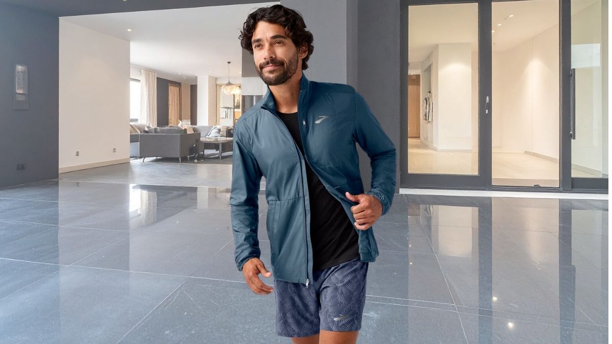 How the Brooks Fusion Hybrid Jacket 2.0 Balances Wind Protection and Breathability for Winter Runs