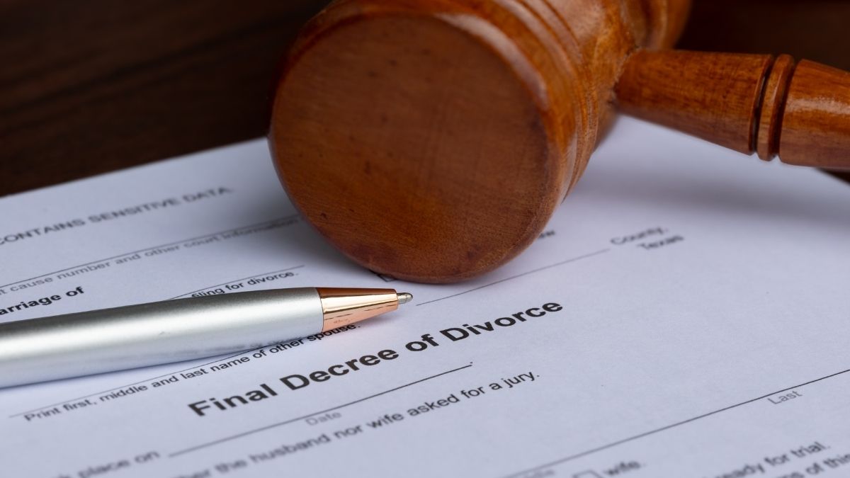 Equitable Distribution Divorce: How Courts Divide Property Fairly in 2025