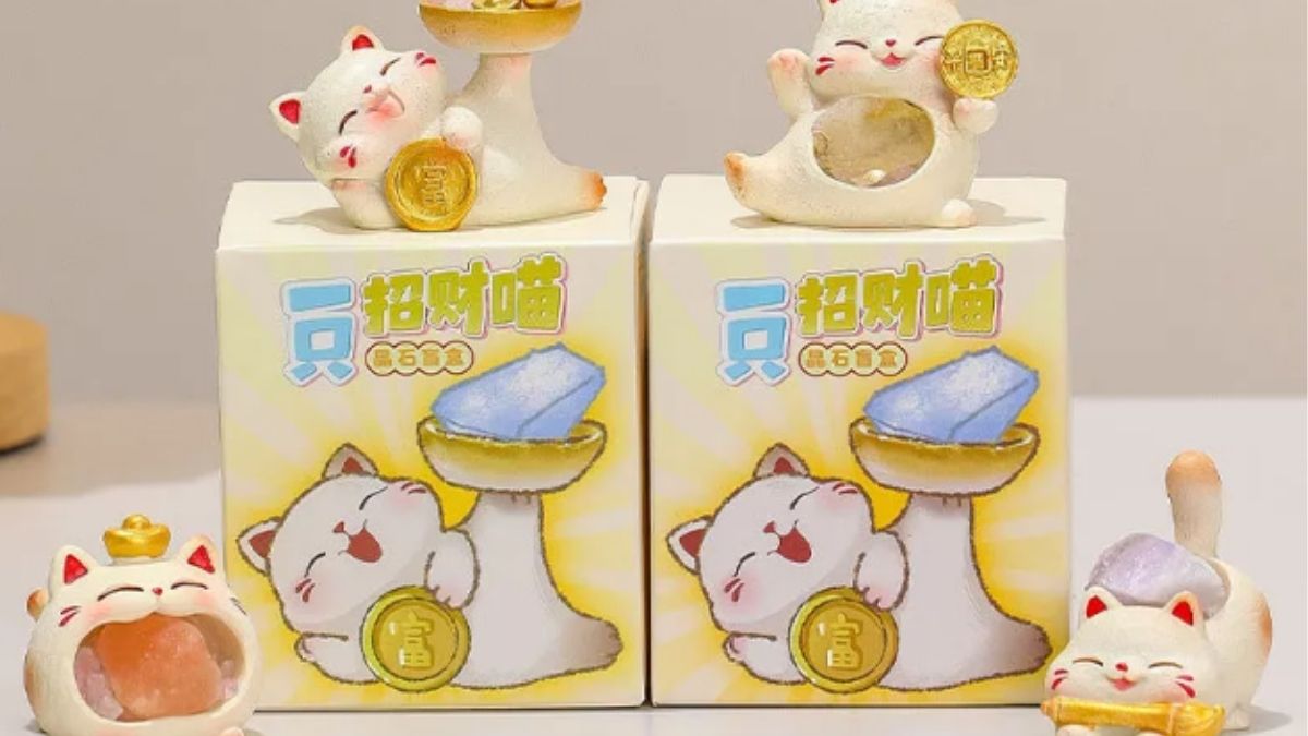 How the Weenybirdie Lucky Cat Blind Box Brings Luck and Style to Your Crystal Display